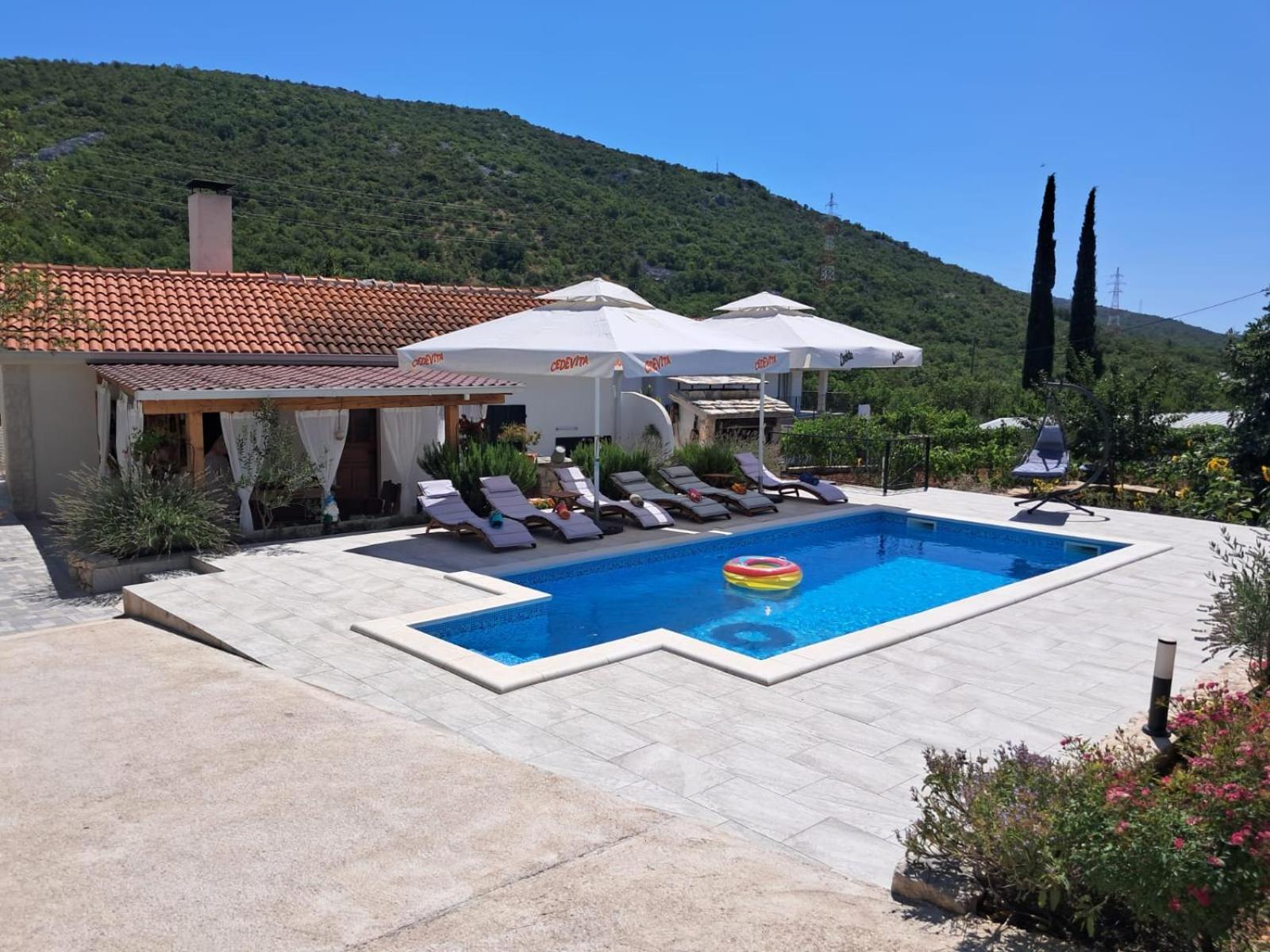Holiday House Daisy Prapatnica Exterior foto